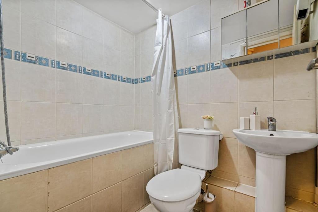 Two Bedroom With Patio Close To Hyde Park Ed4 London Eksteriør bilde